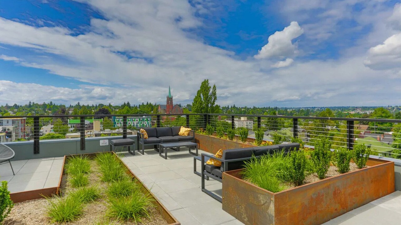 Photo of Patio Balcony in University District