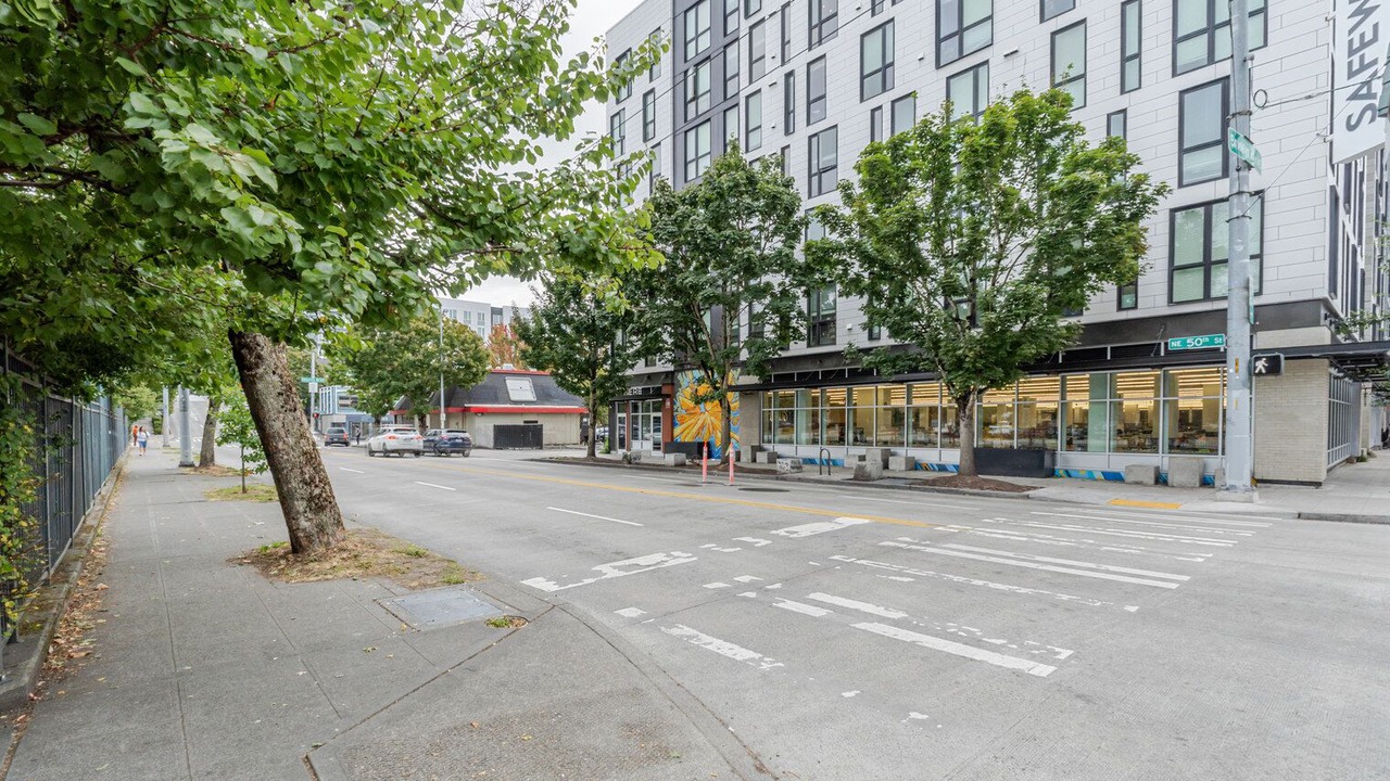 Photo of Others in University District