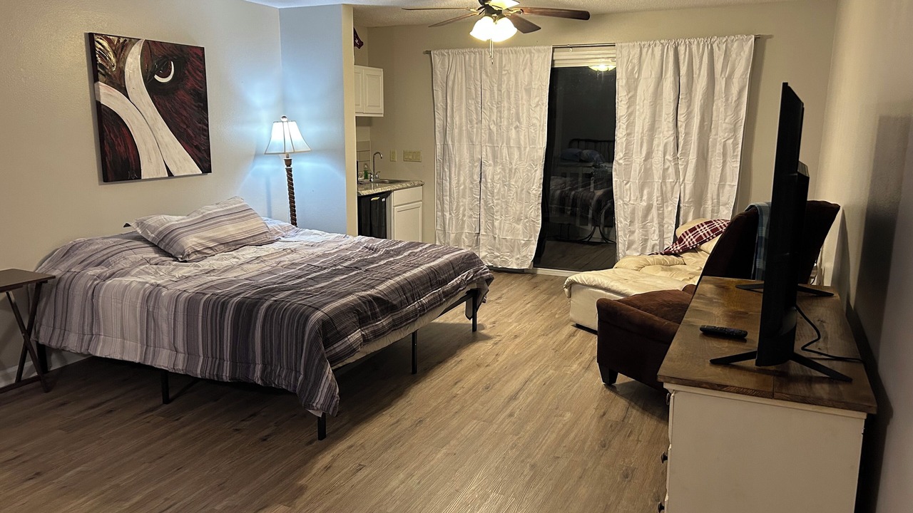 Photo of Bedroom in Fairfield Bay