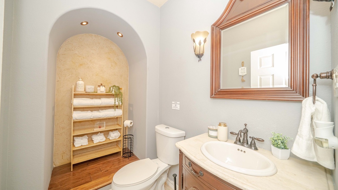 Photo of Bathroom in Red Oak