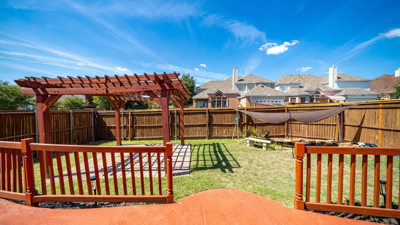 Photo of Outdoor in Red Oak