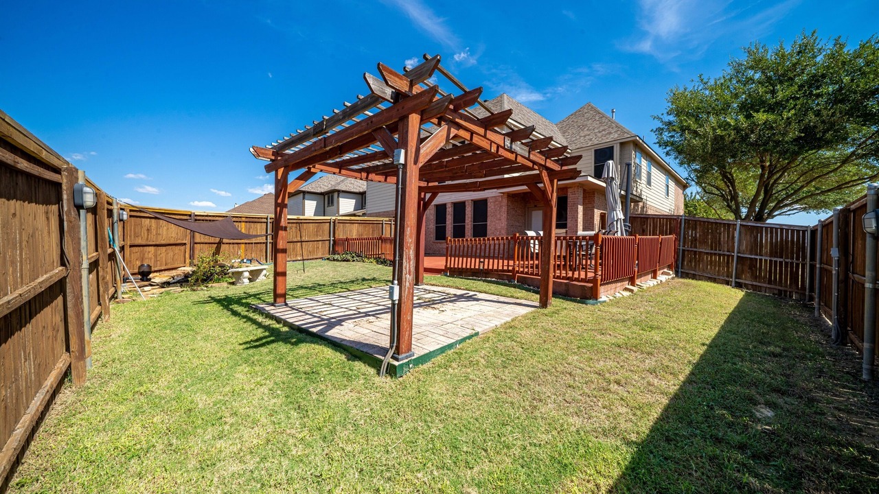 Photo of Outdoor in Red Oak
