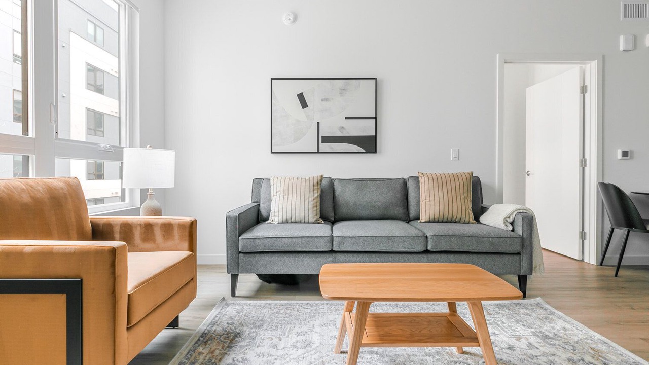 Photo of Livingroom in Newhall