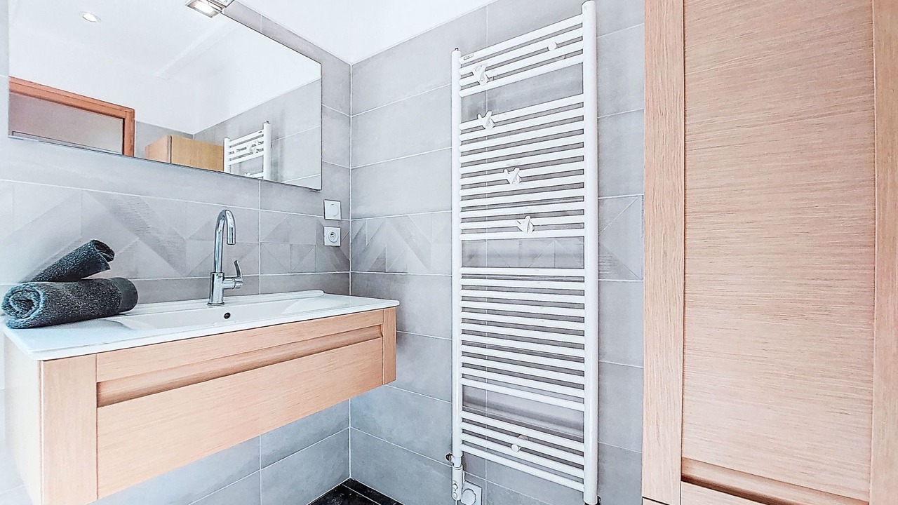 Photo of Bathroom in Cleden-Cap-Sizun