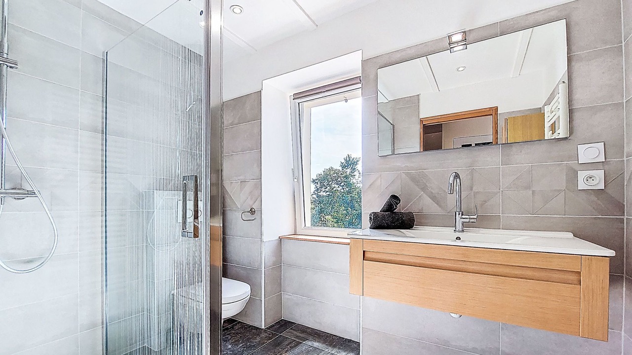 Photo of Bathroom in Cleden-Cap-Sizun
