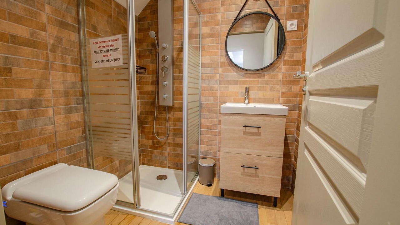 Photo of Bathroom in Les Riceys