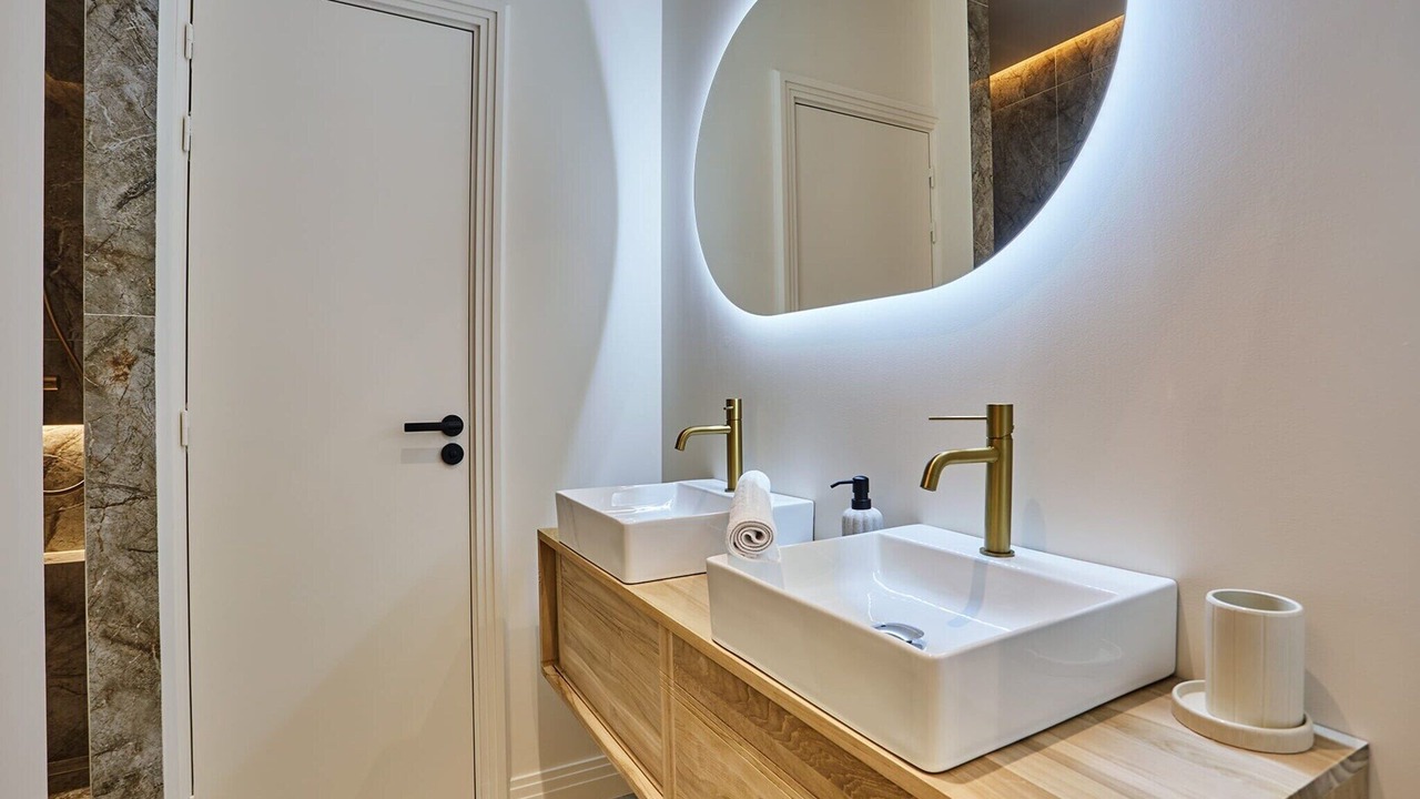 Photo of Bathroom in Archives