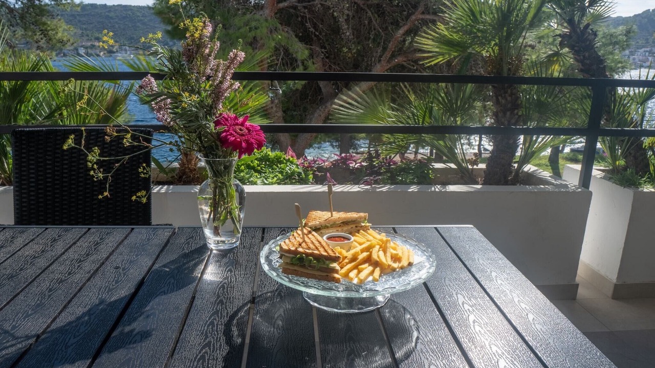 Photo of Patio Balcony in Cove Rogacic