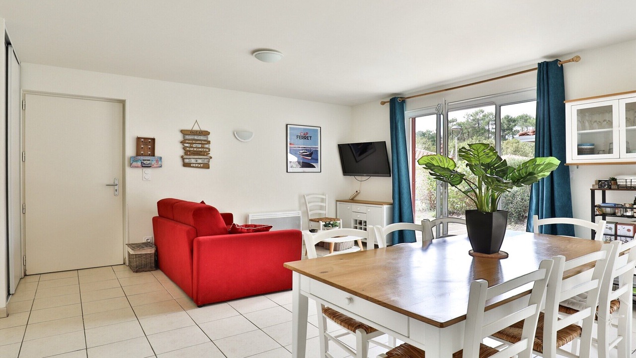 Photo of Livingroom in Parentis-en-Born