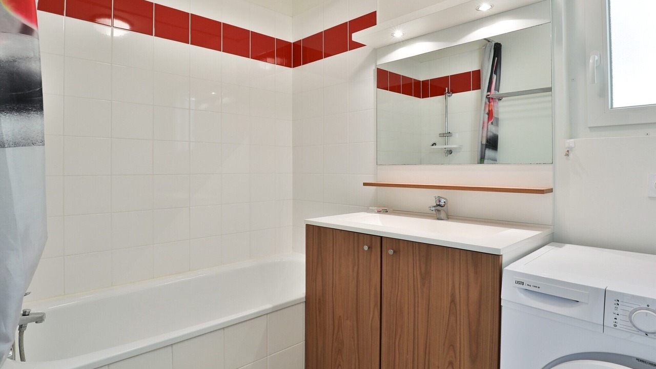 Photo of Bathroom in Parentis-en-Born