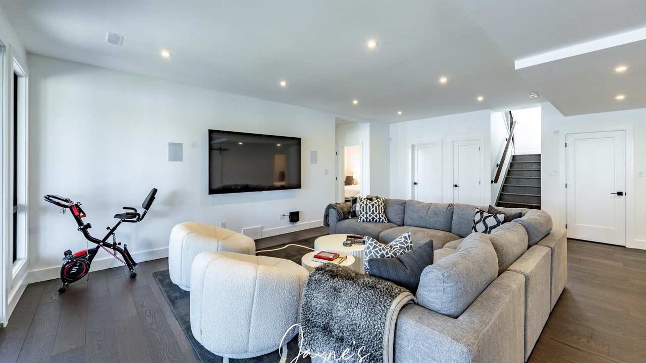 Photo of Bedroom in Muskoka Lakes