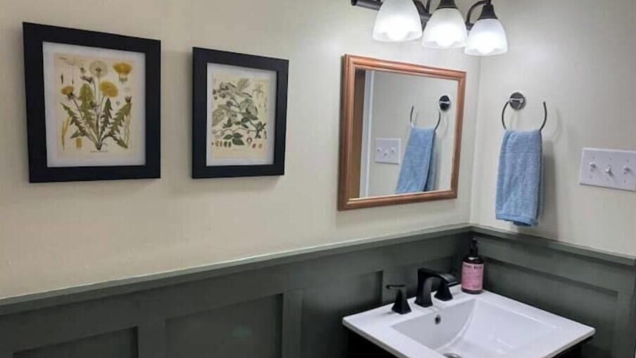 Photo of Bathroom in Quidi Vidi