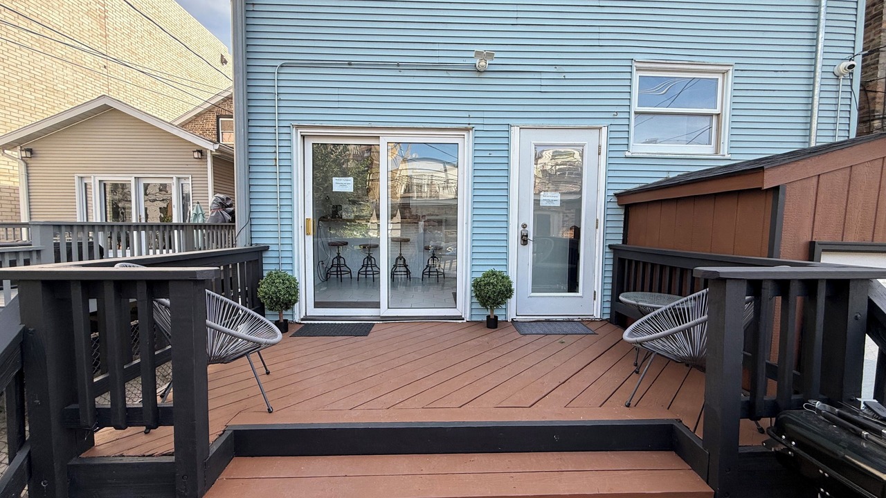 Photo of Patio Balcony in Lakeview