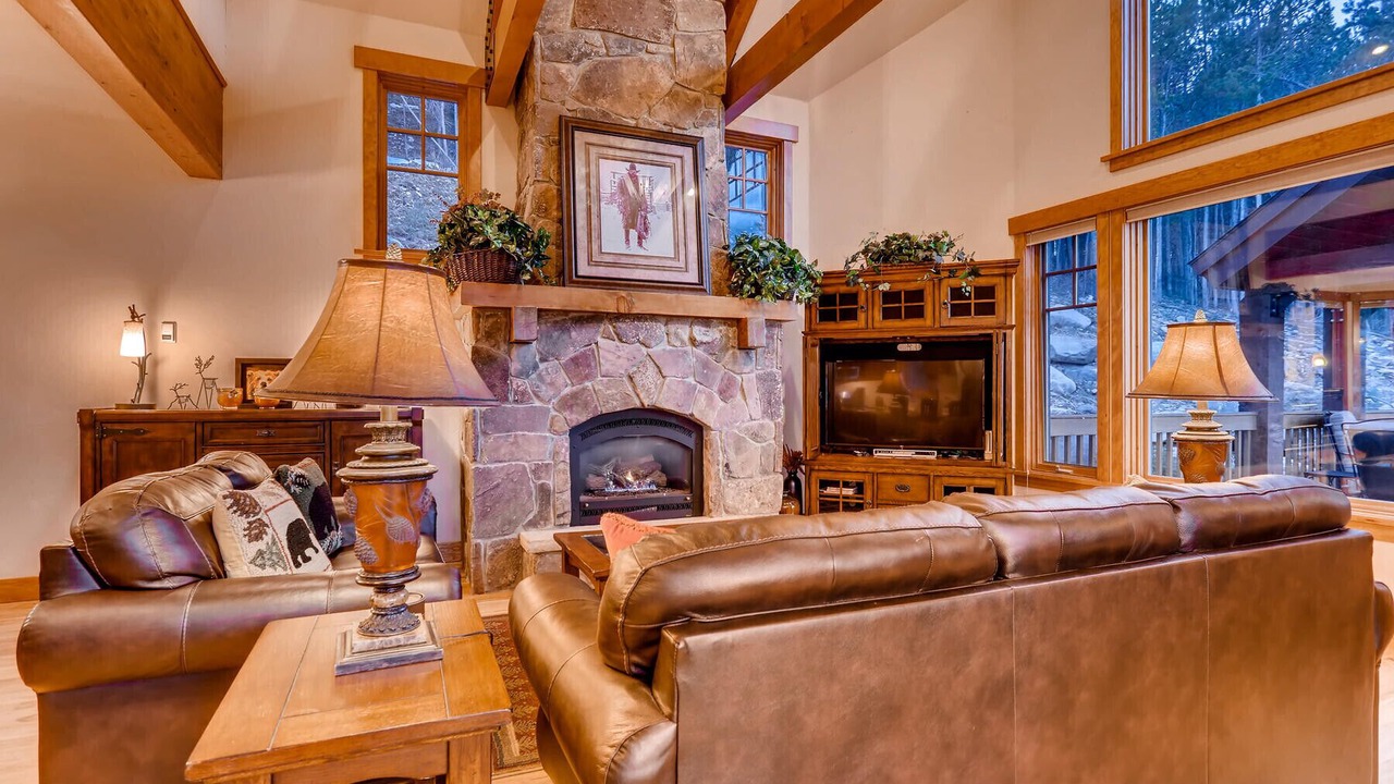 Photo of Livingroom in Breckenridge Heights