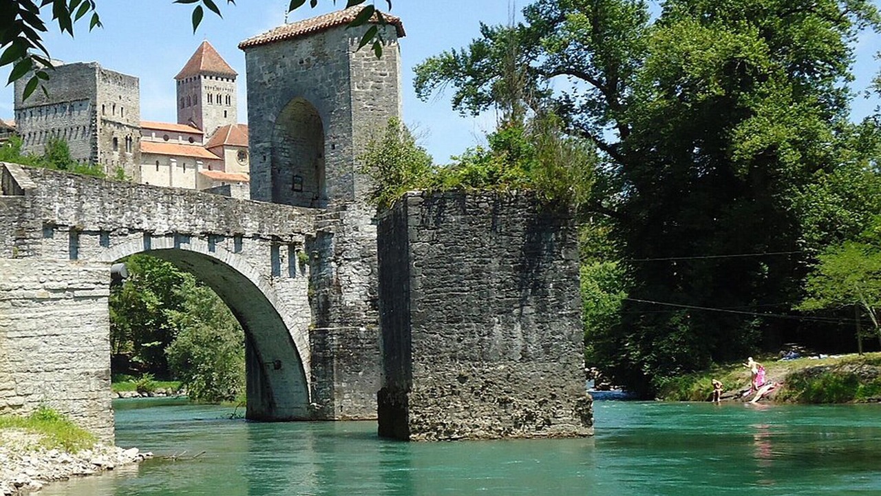 Photo of Others in Rivehaute