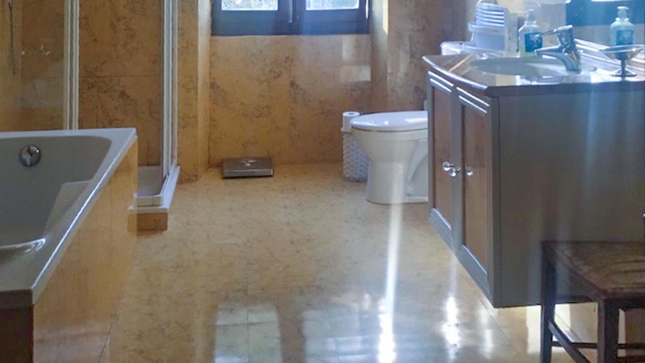 Photo of Bathroom in Rivehaute