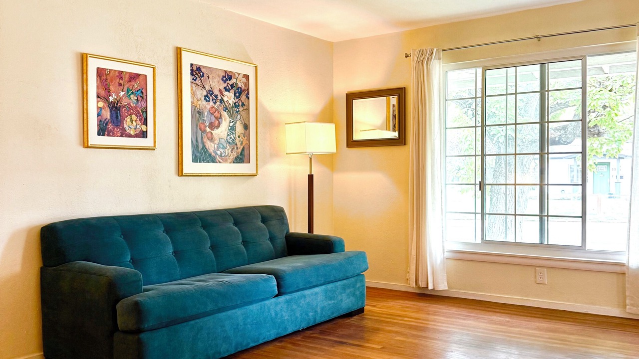 Photo of Livingroom in East Sacramento
