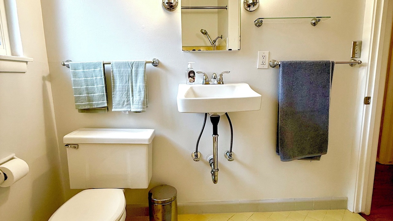 Photo of Bathroom in East Sacramento