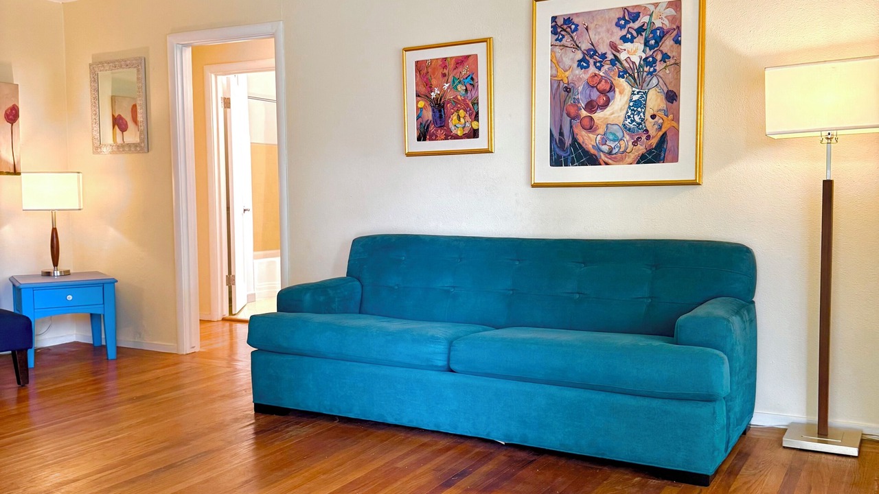 Photo of Livingroom in East Sacramento