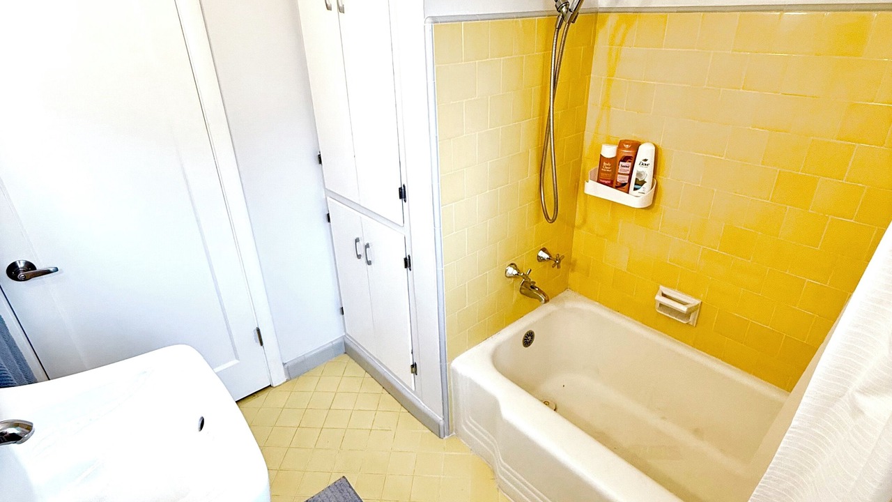 Photo of Bathroom in East Sacramento