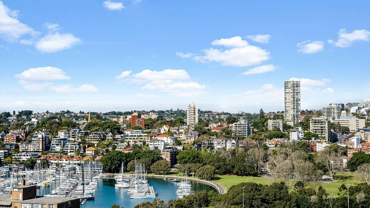 Photo of Others in Elizabeth Bay