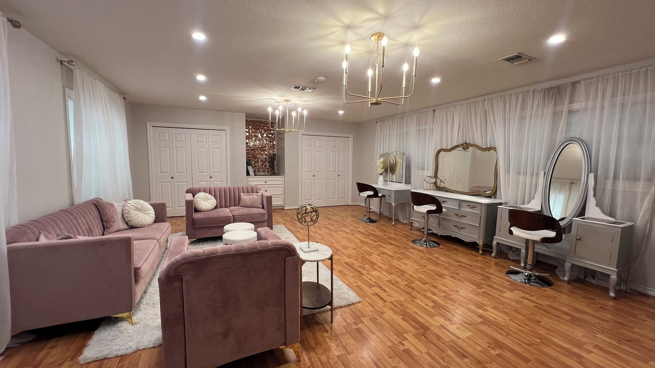 Photo of Livingroom in Bellville