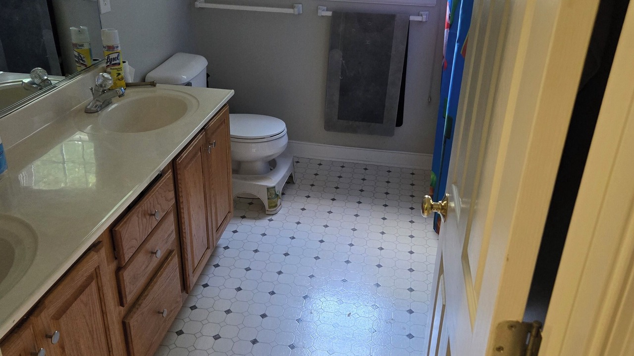 Photo of Bathroom in Hampton Park