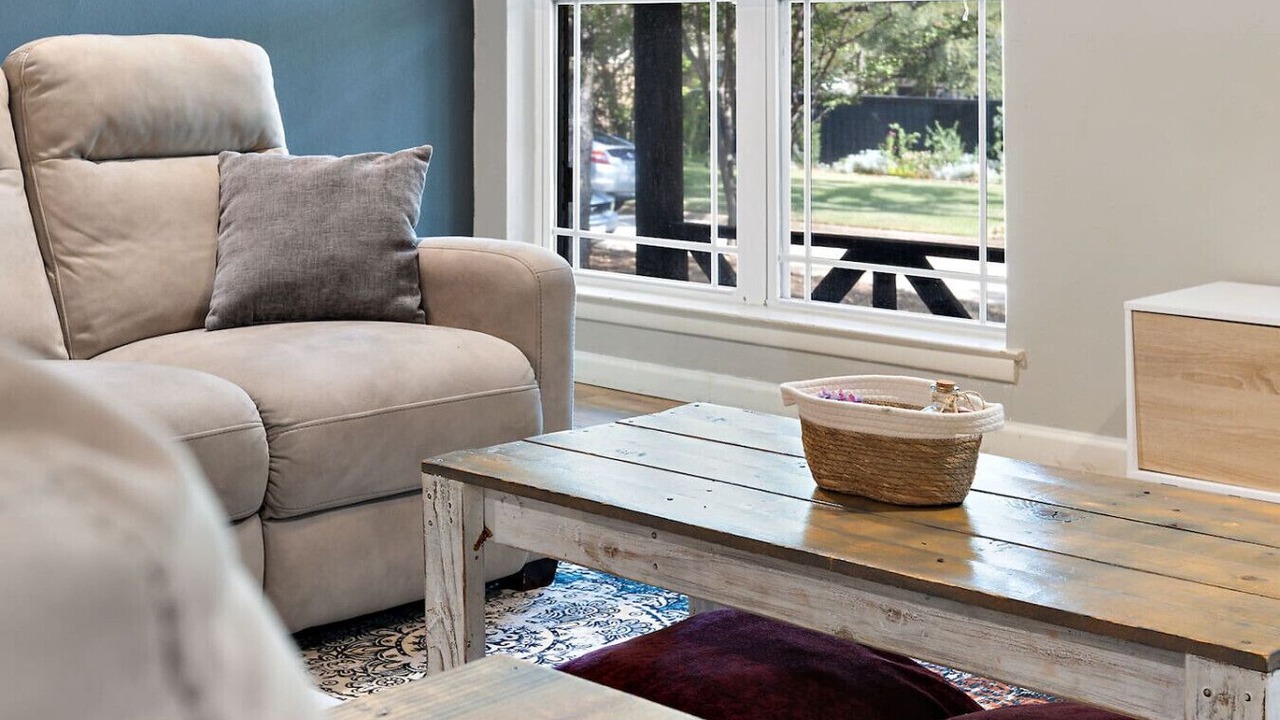 Photo of Livingroom in North Richland Hills