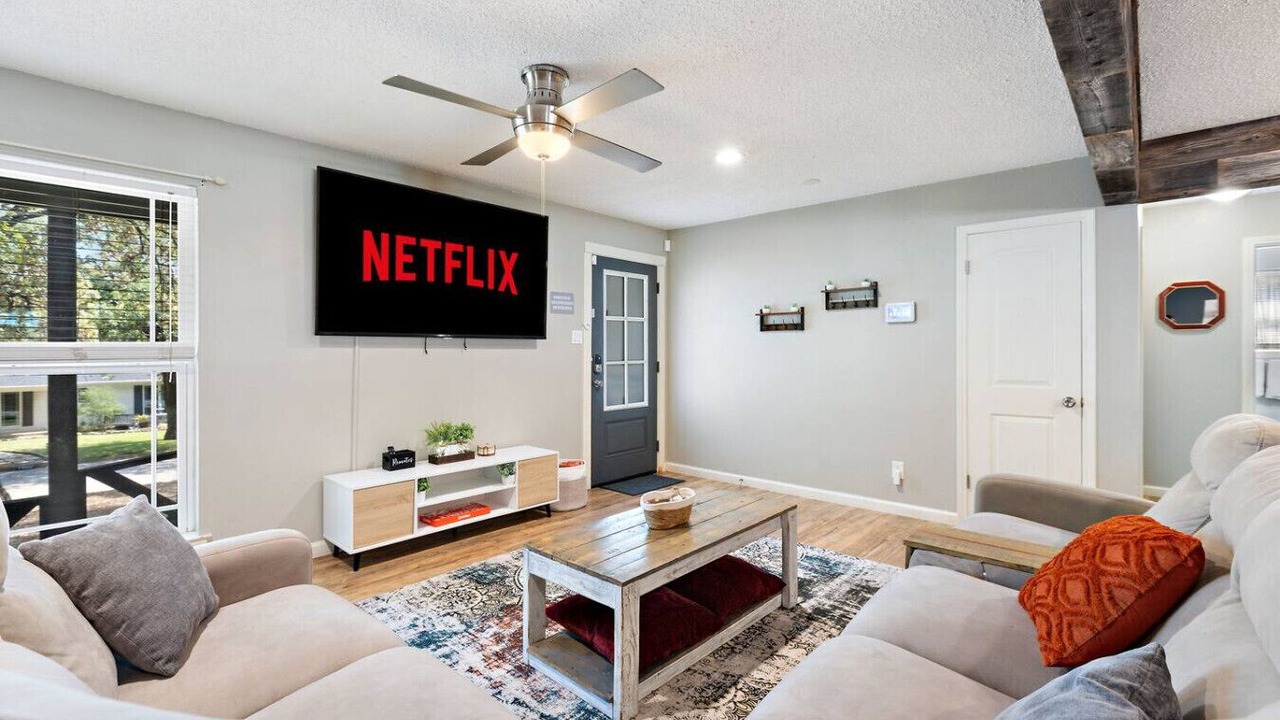 Photo of Livingroom in North Richland Hills