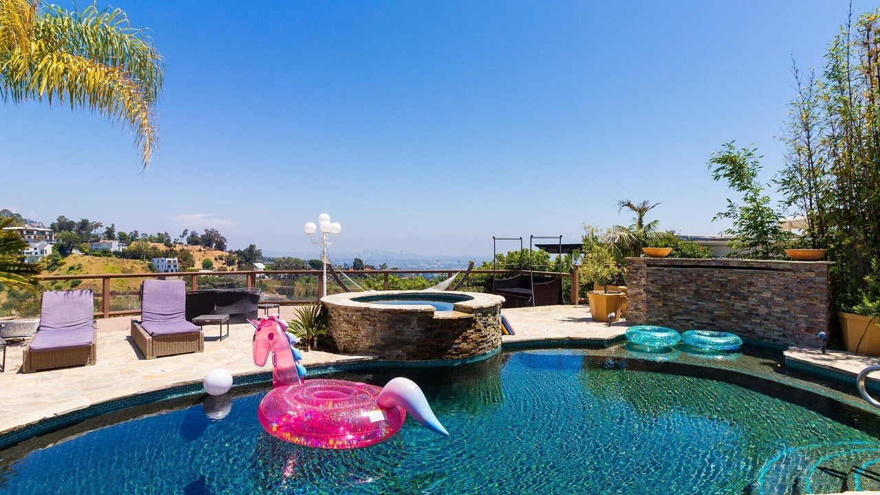 Photo of Outdoor in Beverly Hills