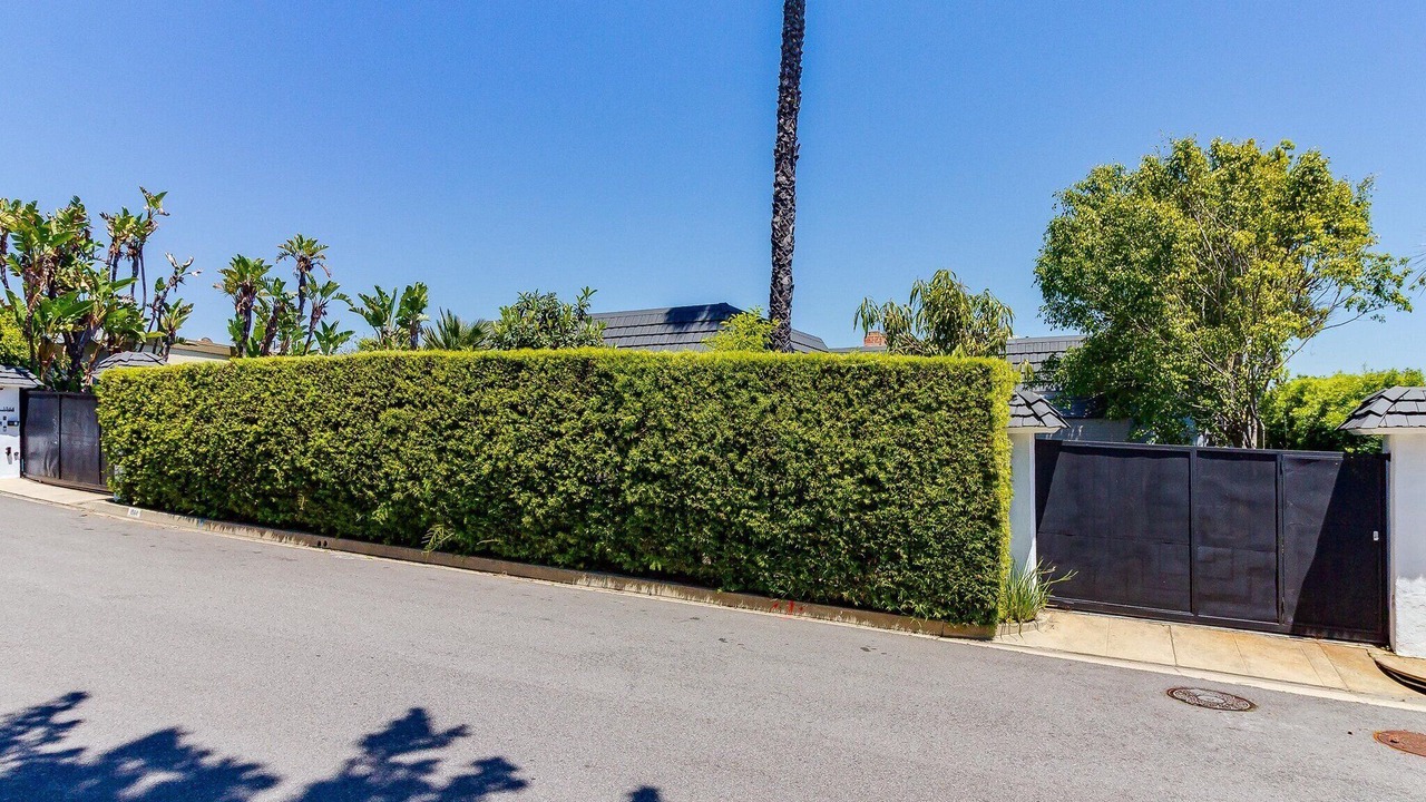 Photo of Outdoor in Beverly Hills