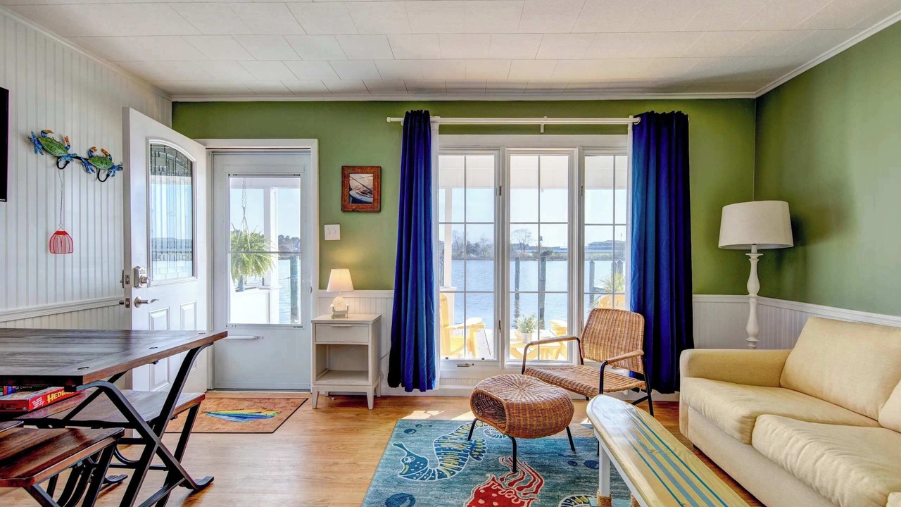Photo of Livingroom in Ocean Pines