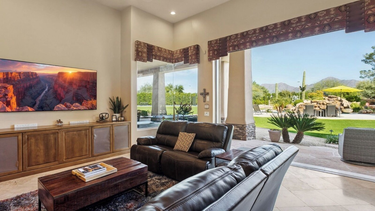 Photo of Livingroom in Cactus Acres