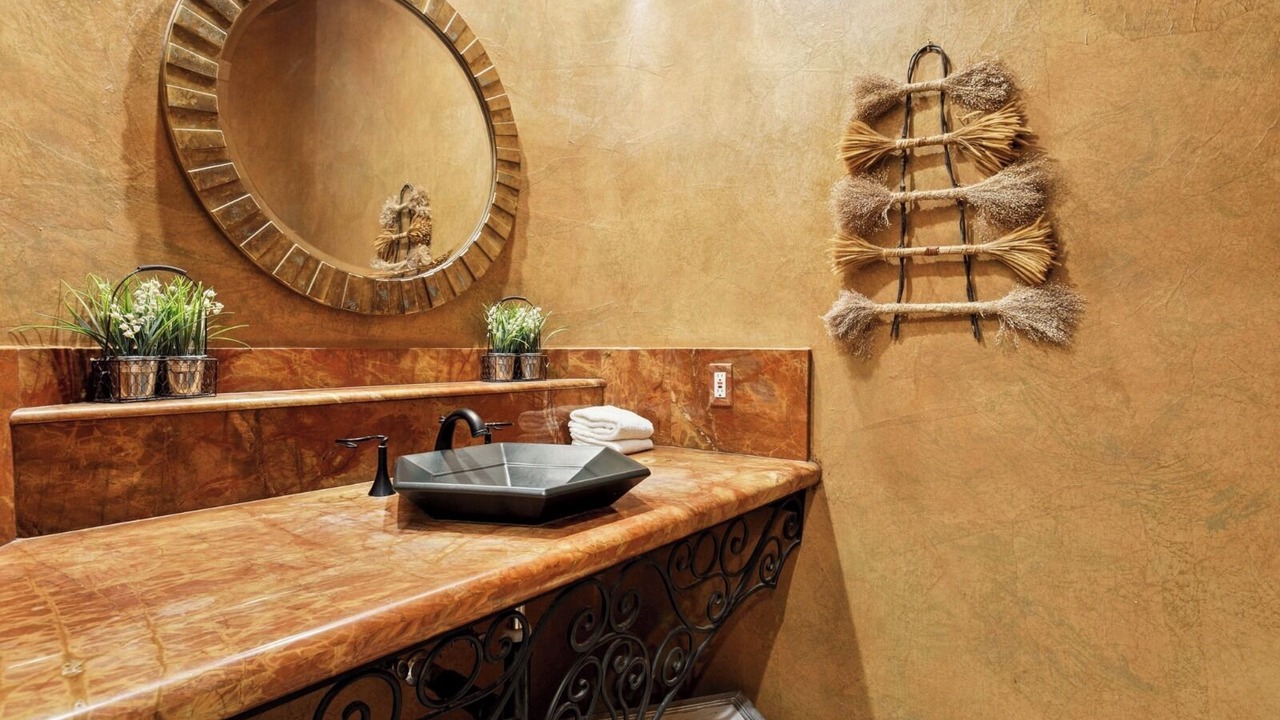 Photo of Bathroom in Cactus Acres