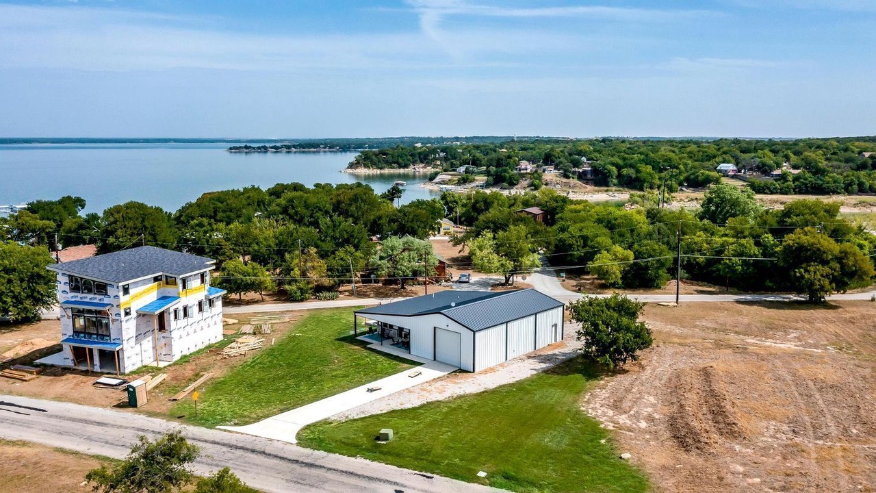 Photo of Outdoor in Lake Bridgeport