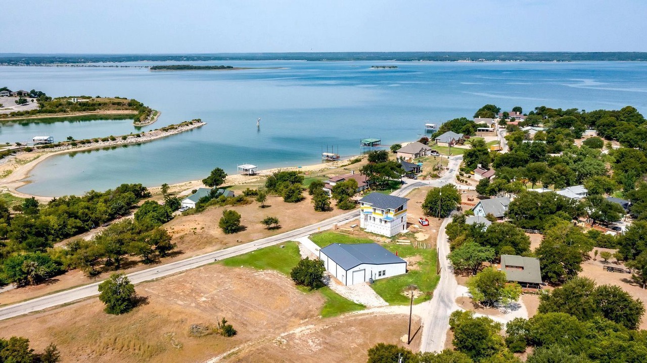 Photo of Outdoor in Lake Bridgeport