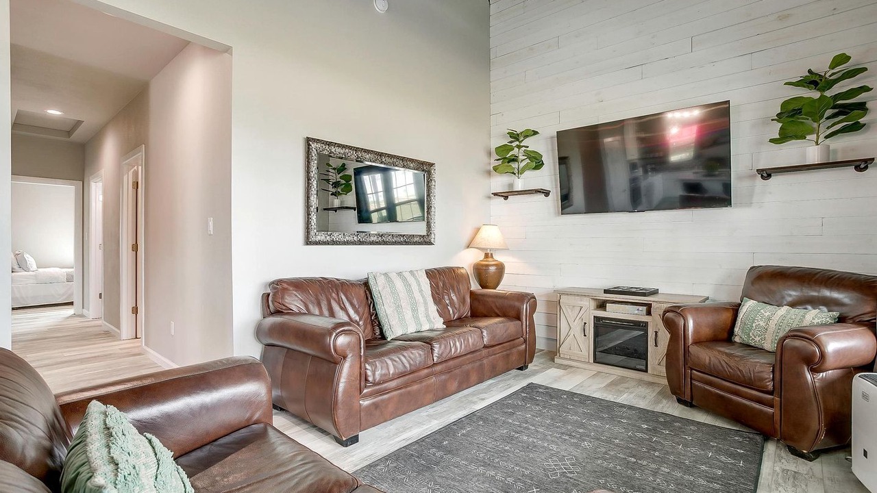 Photo of Livingroom in Lake Bridgeport
