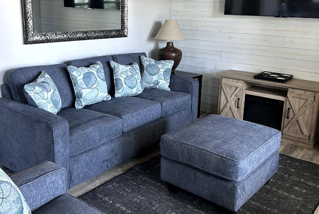 Photo of Livingroom in Lake Bridgeport