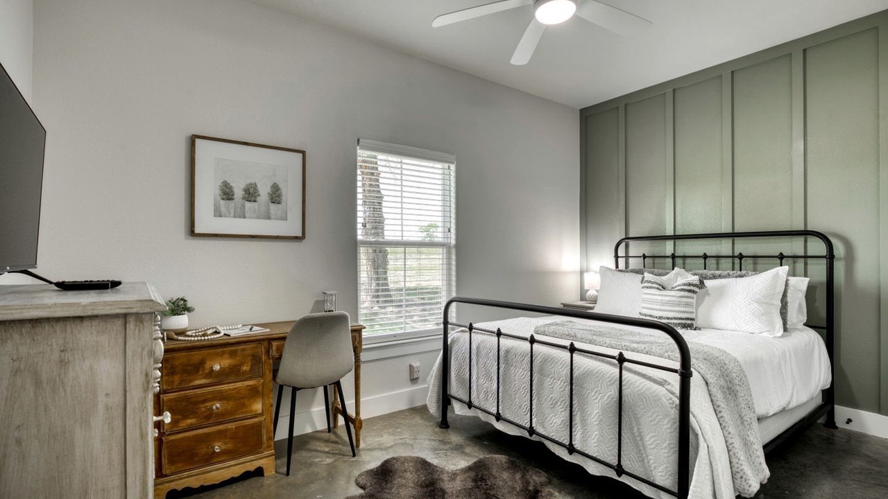 Photo of Bedroom in Washington
