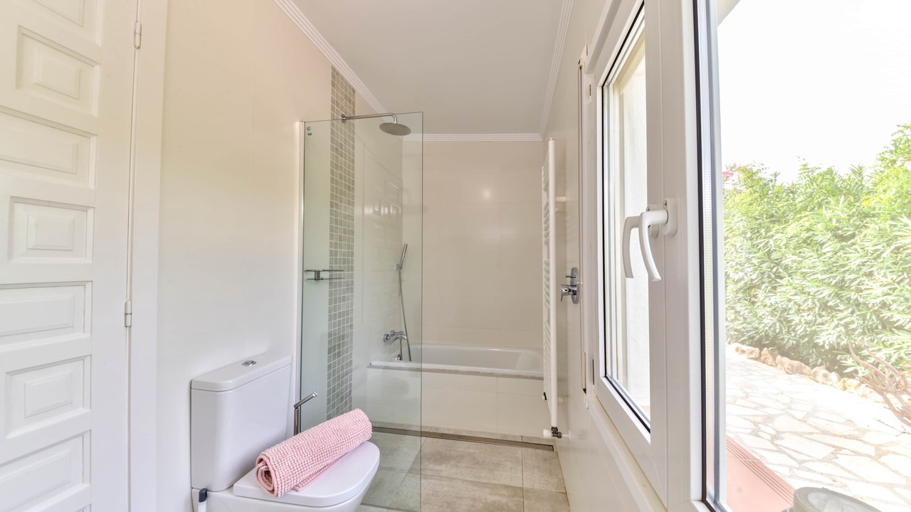 Photo of Bathroom in Costa Nova