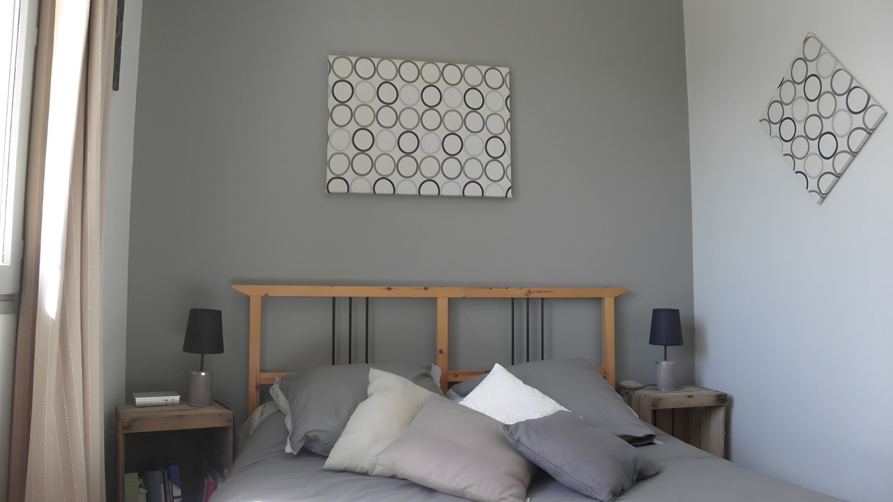 Photo of Bedroom in Chandolas