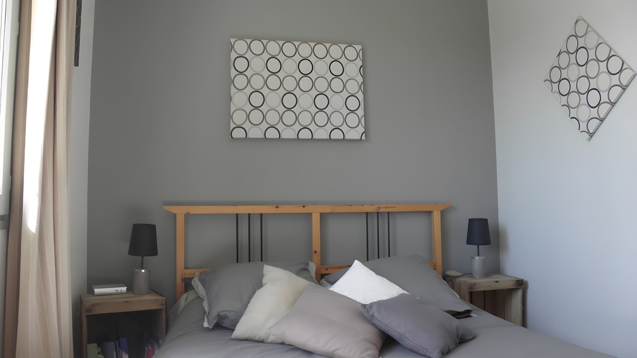 Photo of Bedroom in Chandolas