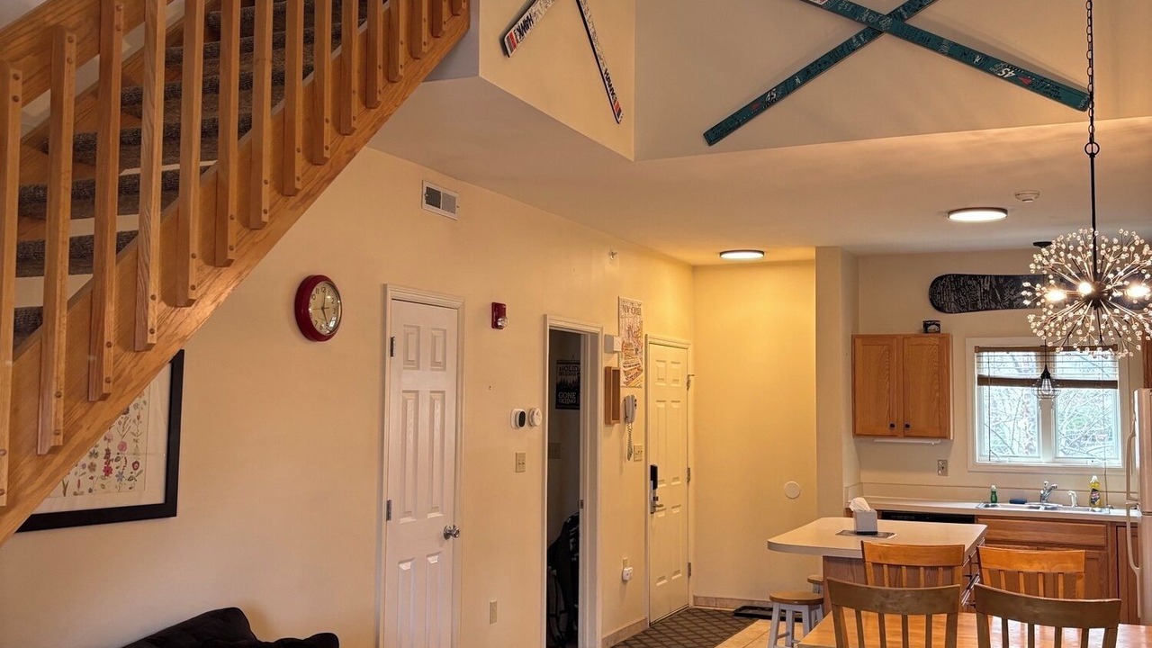 Photo of Others in Hunter