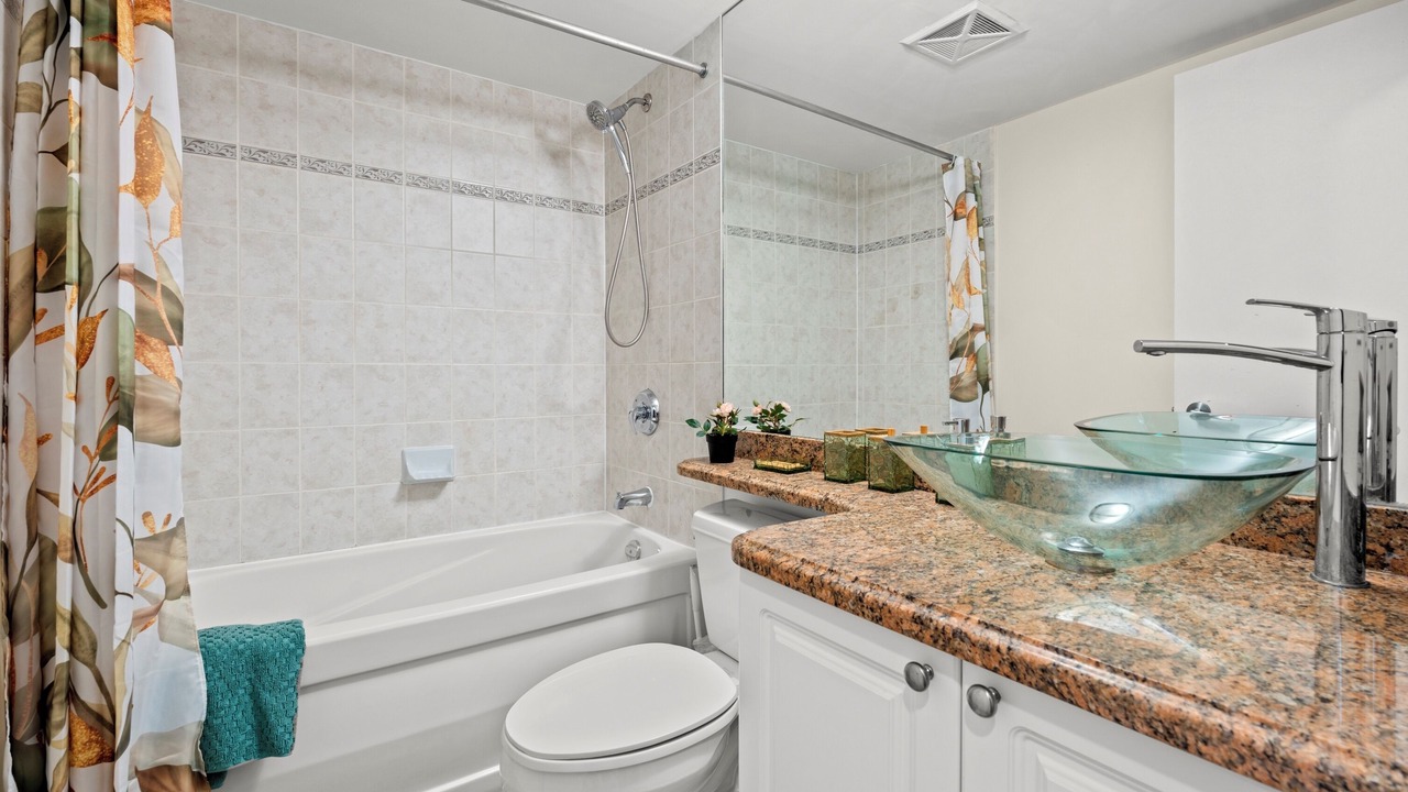 Photo of Bathroom in Fort York