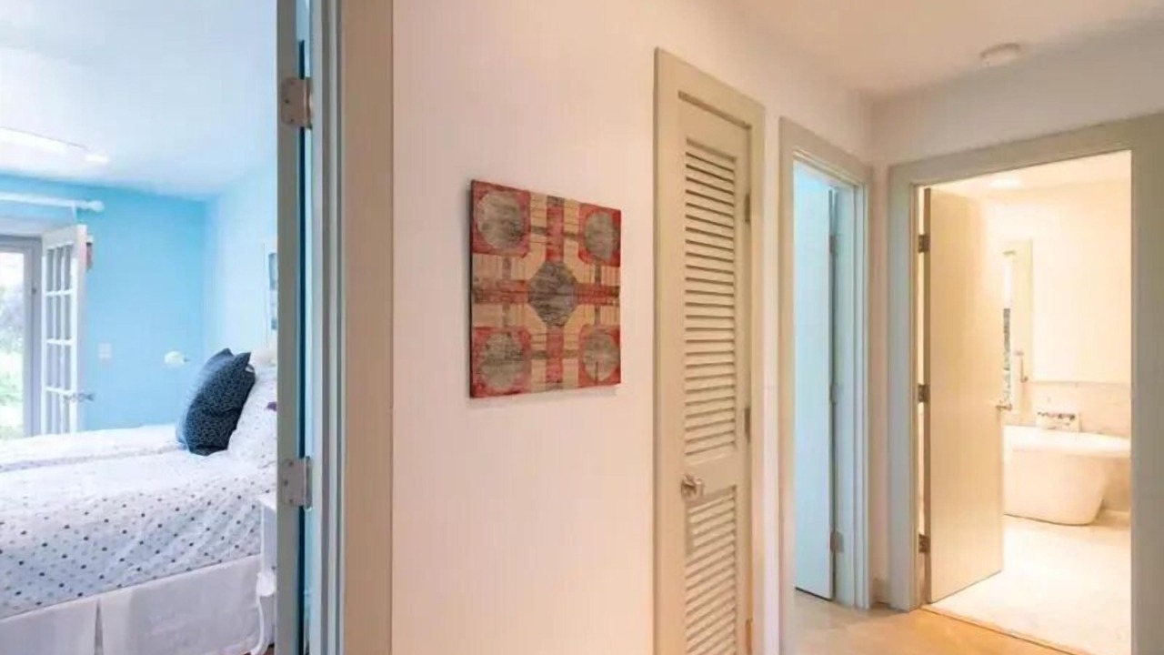 Photo of Bedroom in Surfside