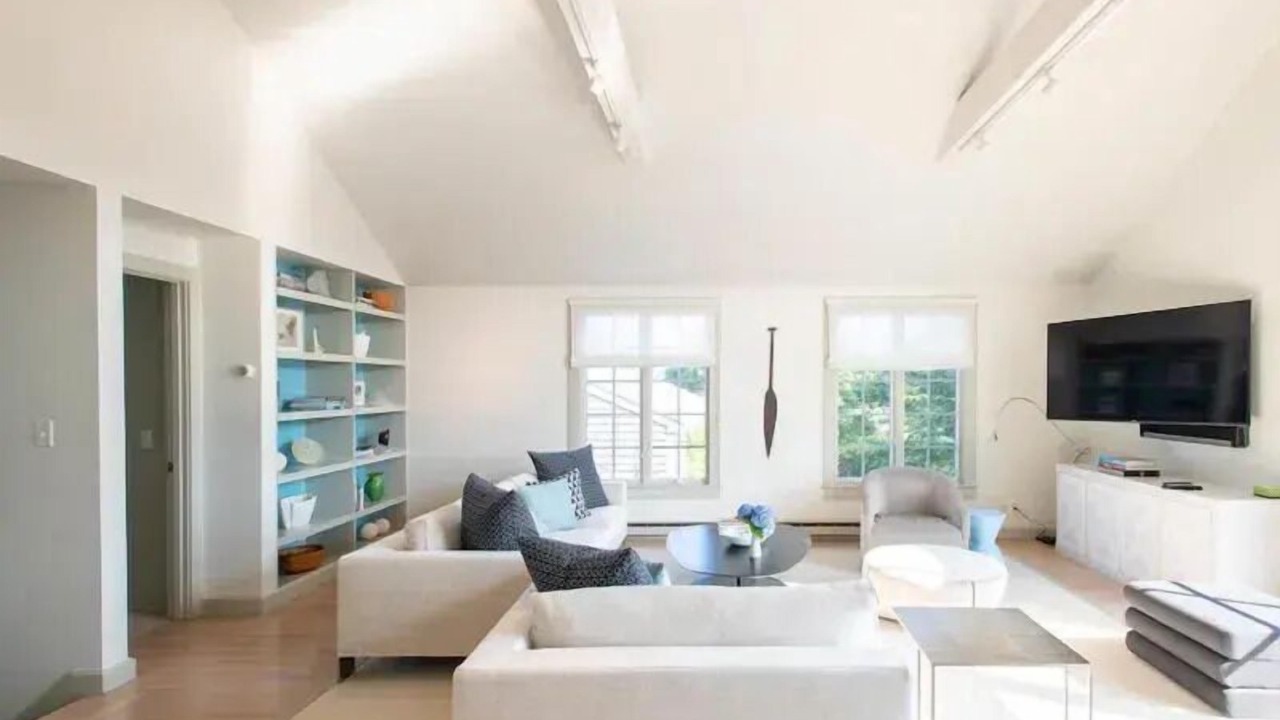 Photo of Livingroom in Surfside