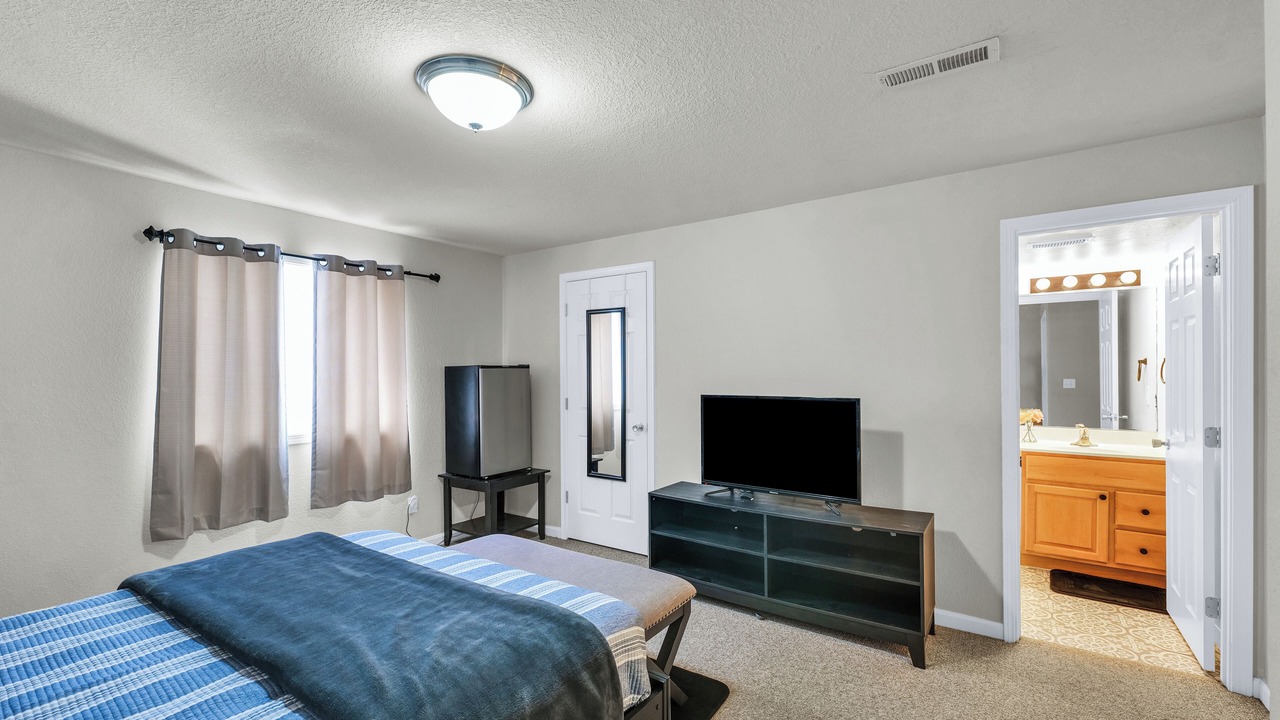 Photo of Bedroom in Champaign