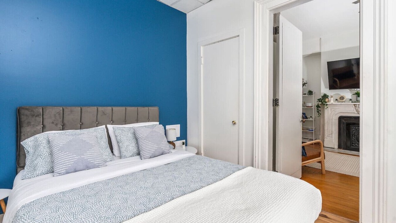 Photo of Bedroom in Newtonville