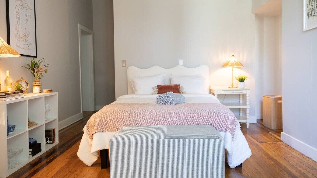 Photo of Bedroom in Newtonville