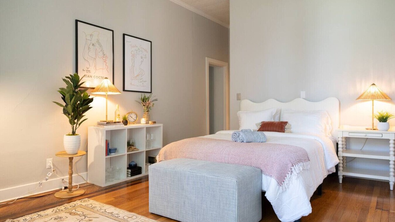 Photo of Bedroom in Newtonville